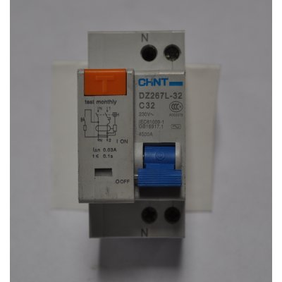 BREAKERS  - BREAKER CHNT DZ267L 32 1